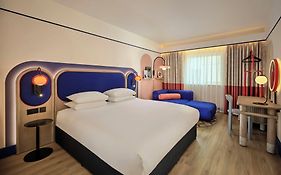 Lyf Chelsea London